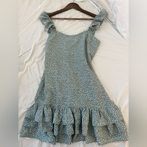 Floral Ruffle Mini Dress ✨💐🌷 - Picture 2 of 4